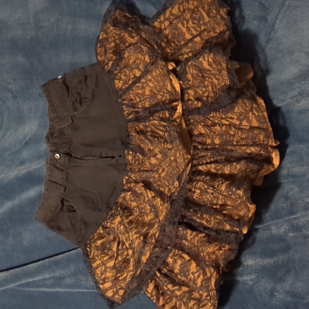 Vintage lace ruffle skirt